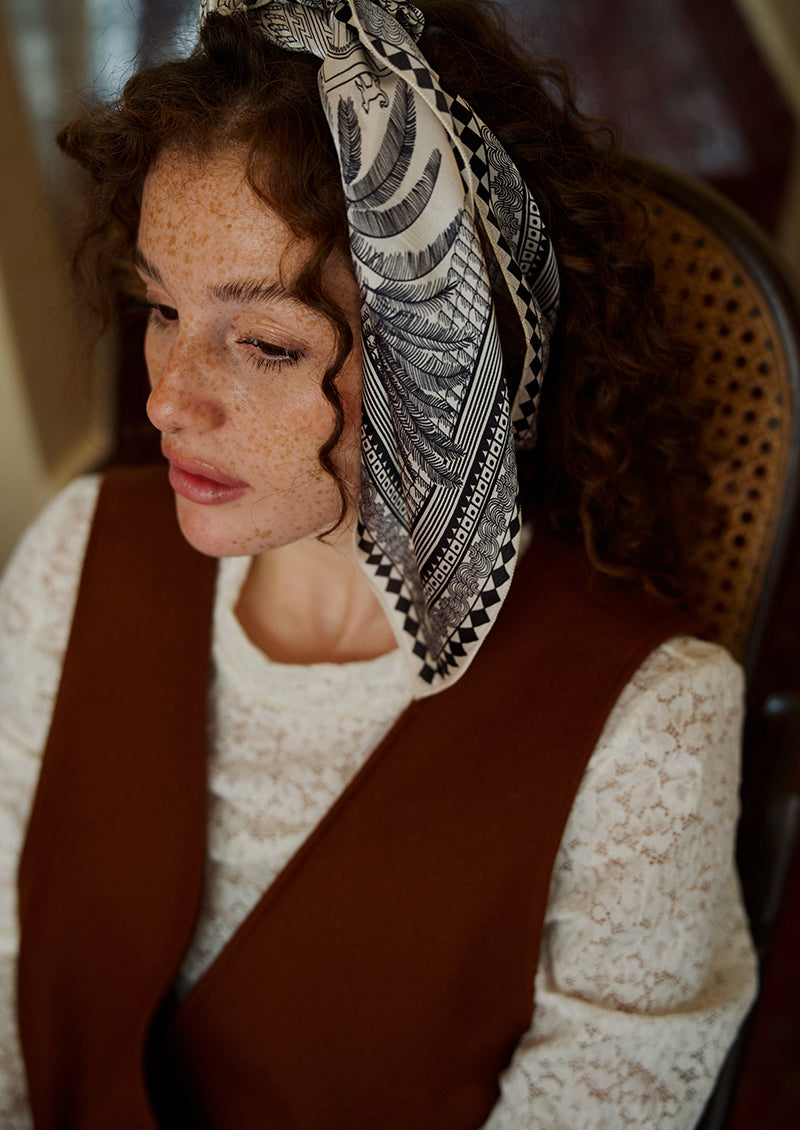 FOULARD CARRÉ DE SOIE Le riad aux merveilles