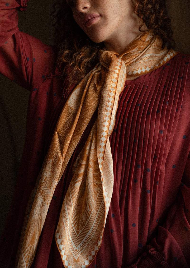 FOULARD CARRÉ DE SOIE Le riad aux merveilles