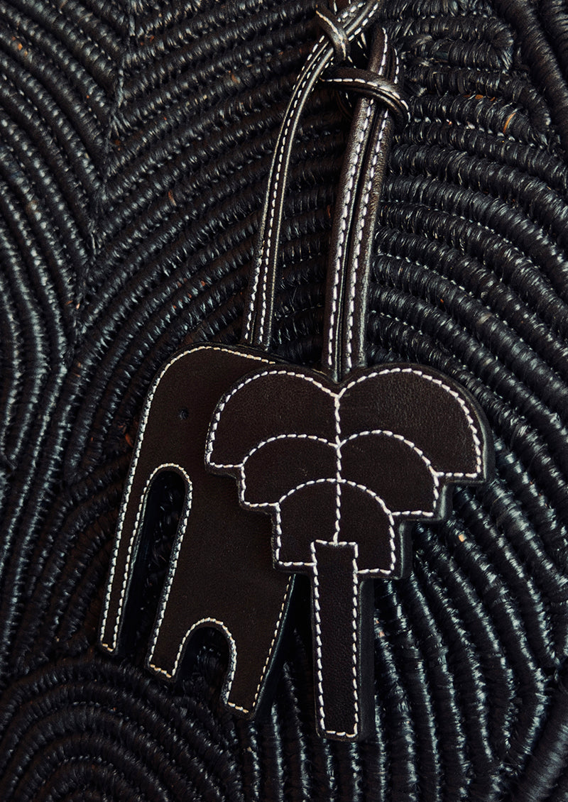 pendentif palmier signature en cuir noir