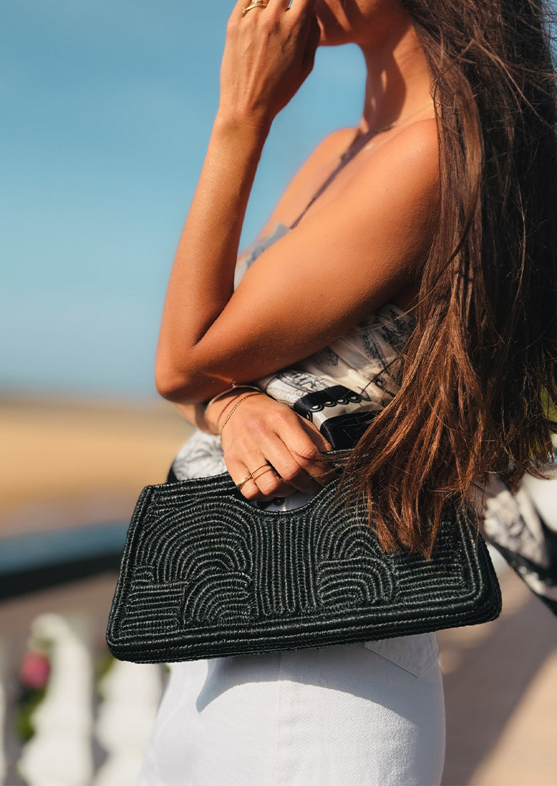 POCHETTE NUIT A L'HIVERNAGE NOIRE