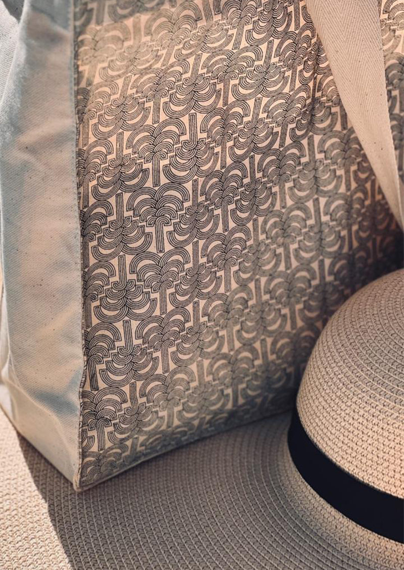 CABAS DE PLAGE OFFERT DÉS 100 EUROS D'ACHAT